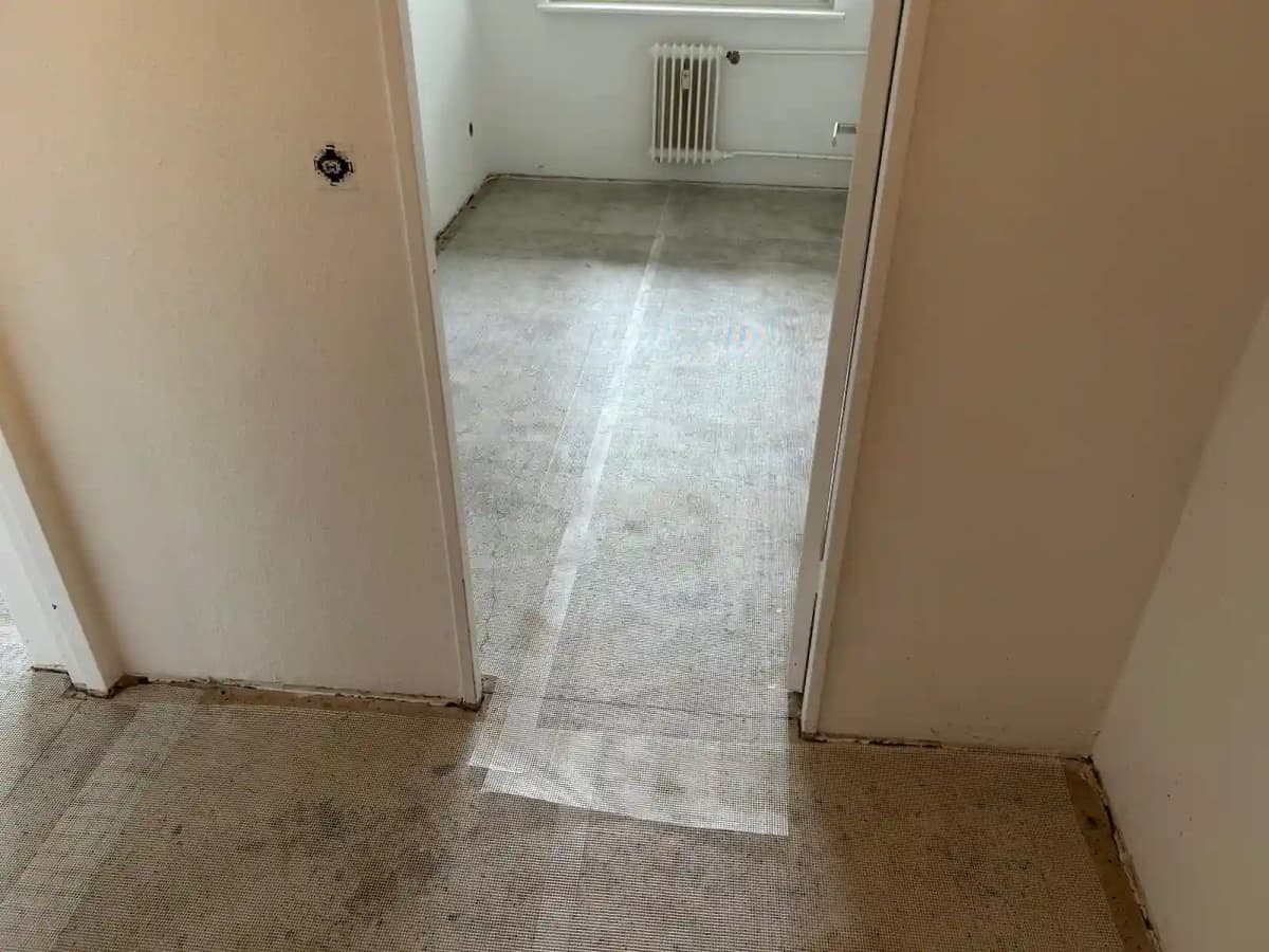 Vinylboden in einem modernen Berliner Apartment