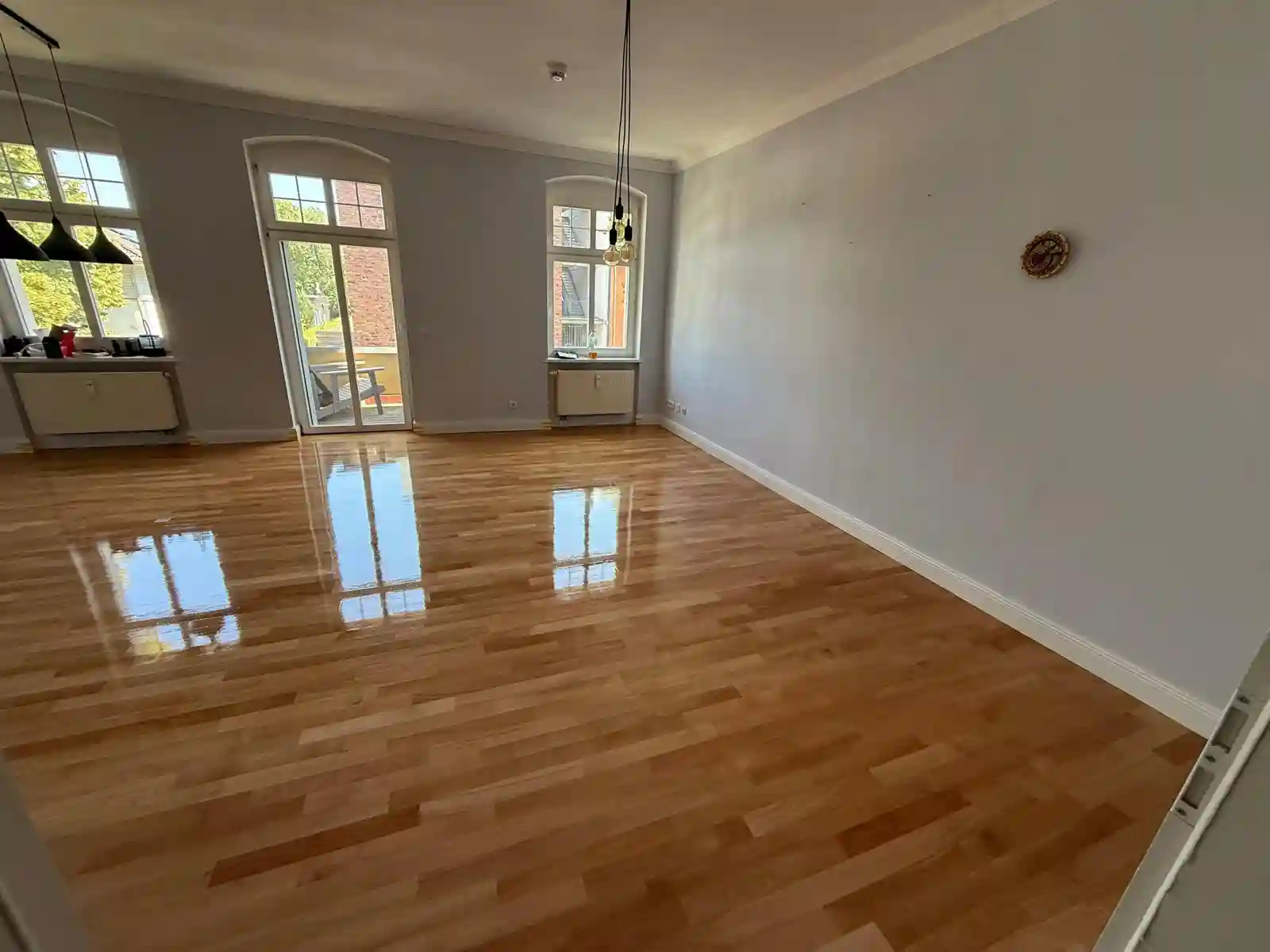 Nussparkett verlegt in Berlin - Edles Holz