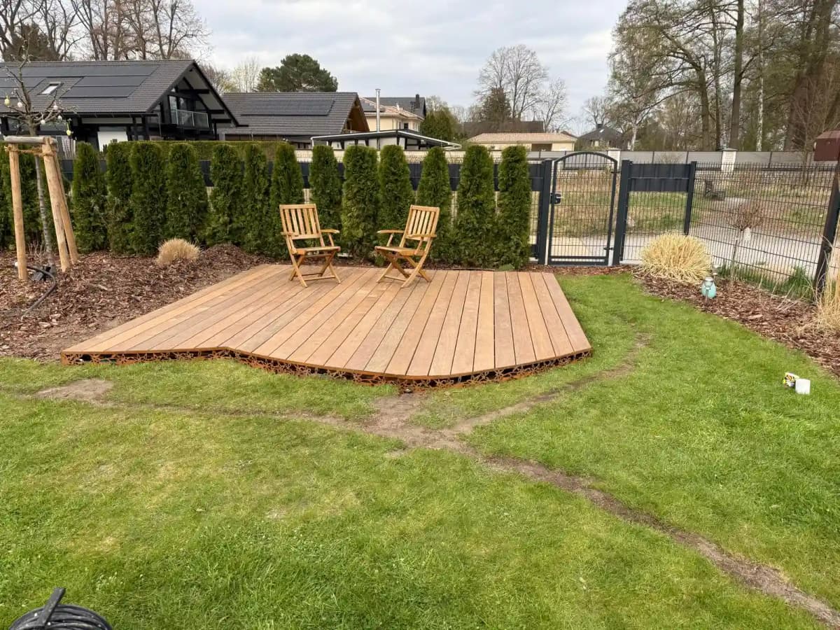 Hochwertiger Terrassenboden aus Holz in Berlin