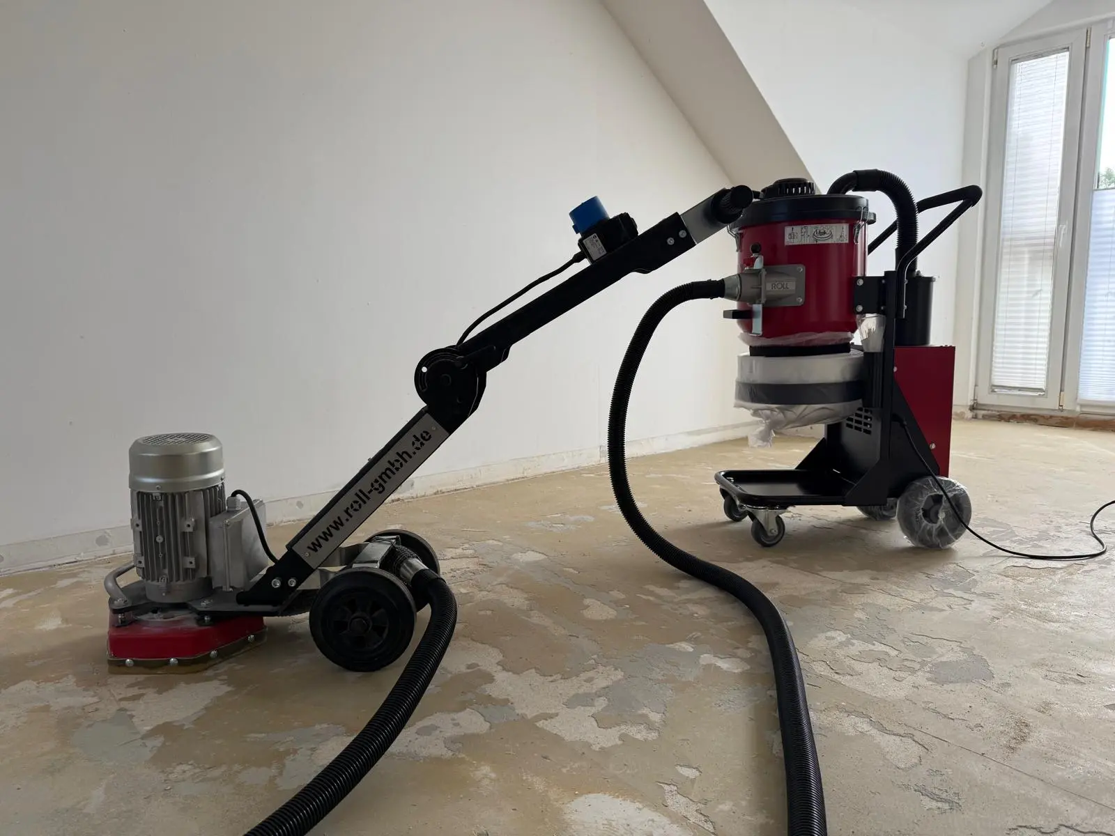 Parkett schleifen Berlin - Staubfreie Parkettschleifung mit HEPA-Filter System von ARTFULMONTAGE